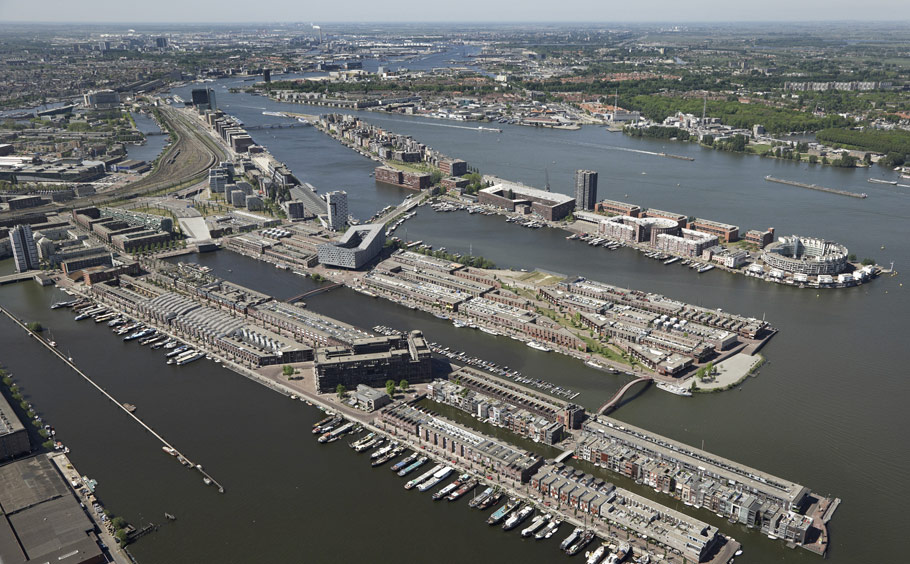 東部港區（Eastern Dockland）都市更新地區概況，為阿姆斯特丹極具代表性的成功案例。