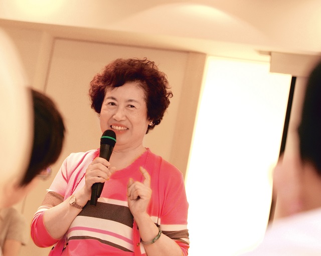 已故的世新大學傳播學院院長成露茜。