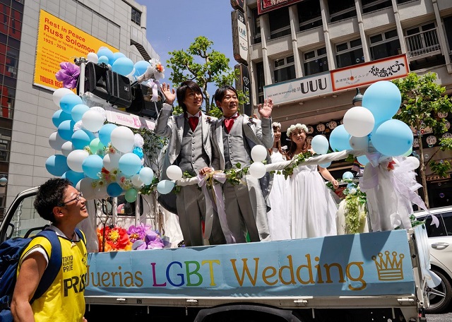 日本的「讓想婚的日本人都可以婚」運動。2018年5月。