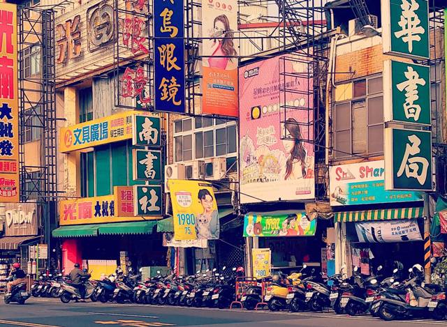 台南北門路街景。