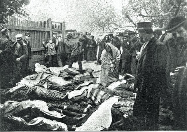 1906年6月12～14日，帝俄屬地波蘭Bialystok地方的迫害猶太人行動，死亡人數有81～88人。從1881～1920之間，光是在帝俄屬烏克蘭地區，有記載的pogrom便有1,326件，有7萬至25萬名猶太人遇害，50萬人流離失所。