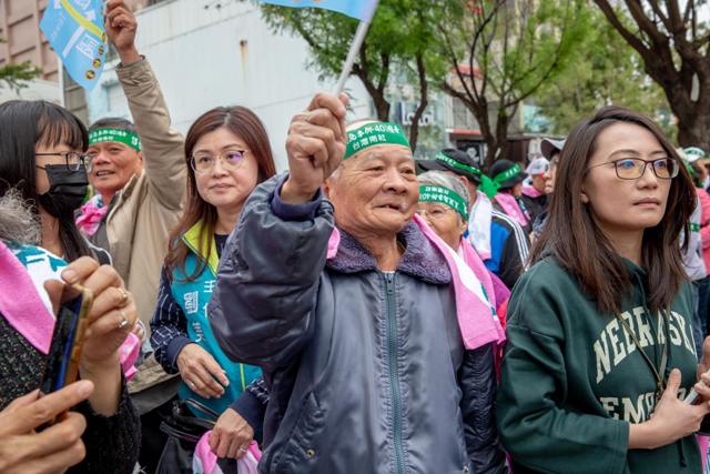 美麗島事件是推動台灣政治民主化的關鍵。圖為美麗島事件40周年之際本土社團發起的遊行活動。