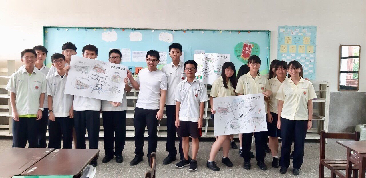 台南市興國高中希望藉由開設的在地學多元選修課程，帶領孩子體會家鄉的美好。