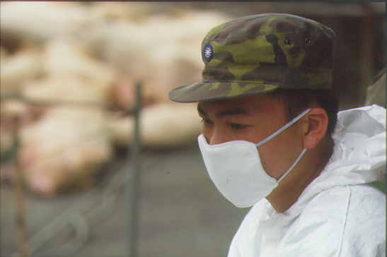 國軍內部的管理制度，是否可能成為病毒群聚傳播的破口？此為示意圖，非當事人。