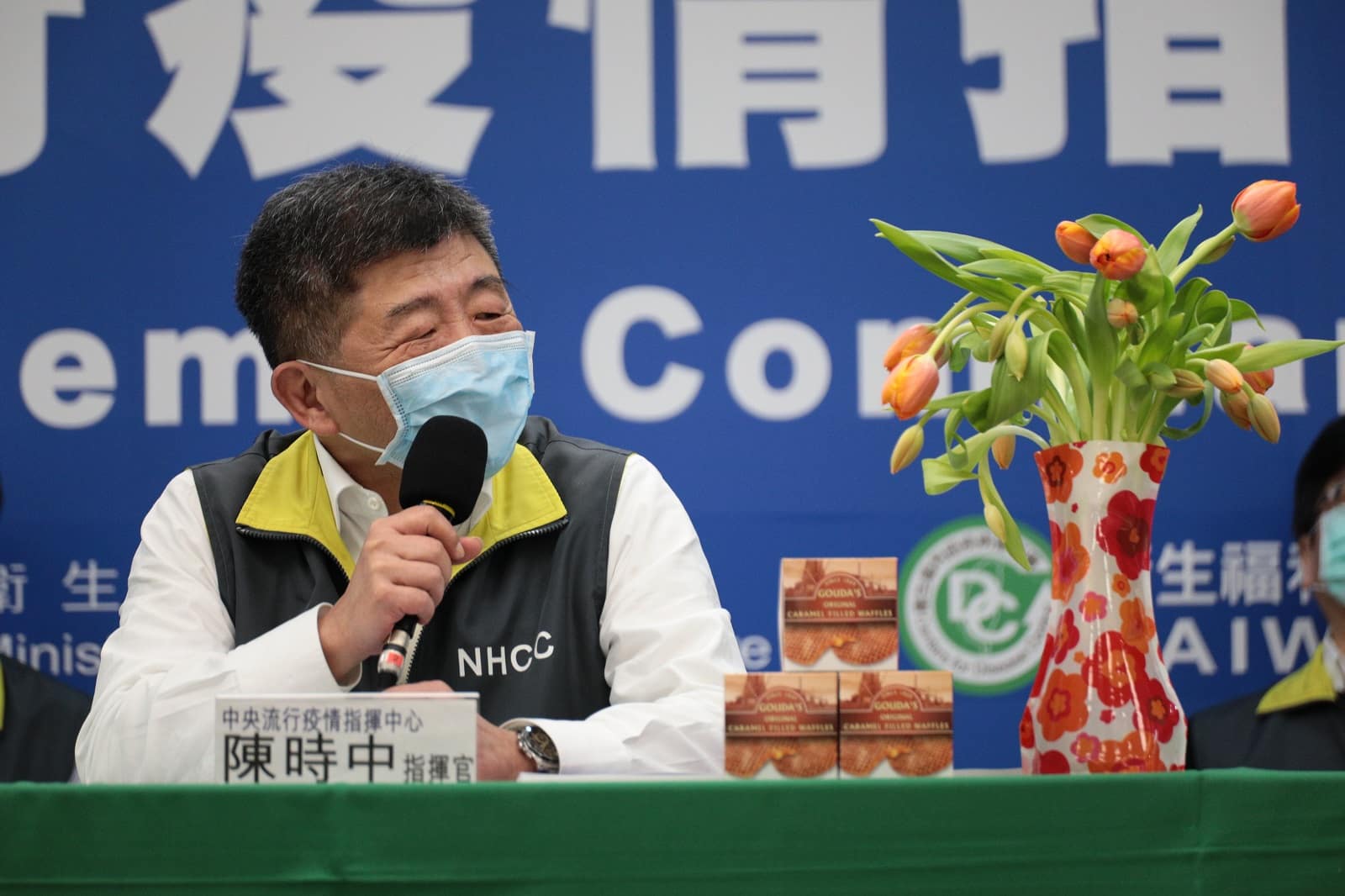 台灣在防疫戰中協助了不少國家，荷蘭特別送了3,999朵鬱金香給台灣表示感謝。