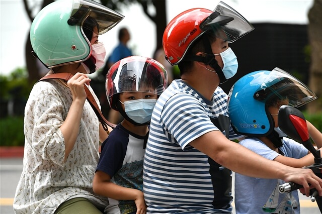 機車自民國57年納入貨物稅課稅範圍，到今日是否還應持續？