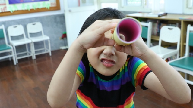 陪伴小孩原以為是個輕鬆的任務，沒想到卻是一場精彩探險的開始。圖片來源：本文圖片皆為作者提供。