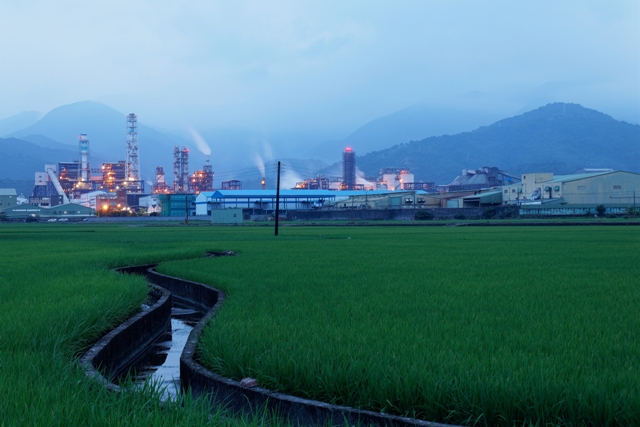 2050淨零碳排、2025中火無煤的訴求與目前國家的非核減煤方向一致，但未來的能源轉型能做到嗎？