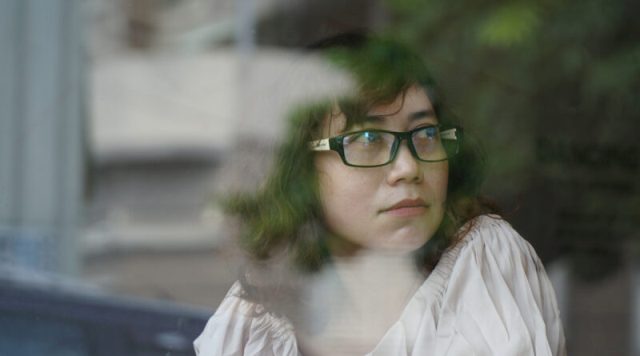 Tari喜歡看恐怖故事，她覺得這才真實，事實上在她的家鄉普古，每天都上演著不同的恐怖童話。