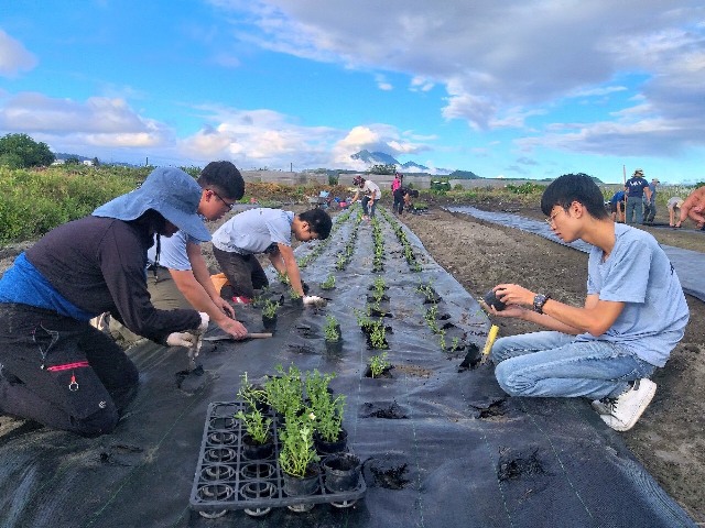 國立台東專科學校有國際性標準實習場地及造園景觀乙、丙級合格場地，還有景觀工程的施工教學實習場所，輔導學生取得相關專業證照。