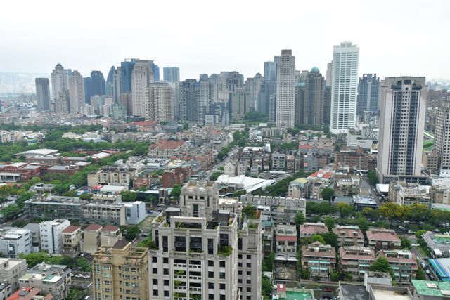 台灣房價過高、租屋市場不健全、社會住宅政策無法有效推行，這樣的亂象有辦法解決嗎？
