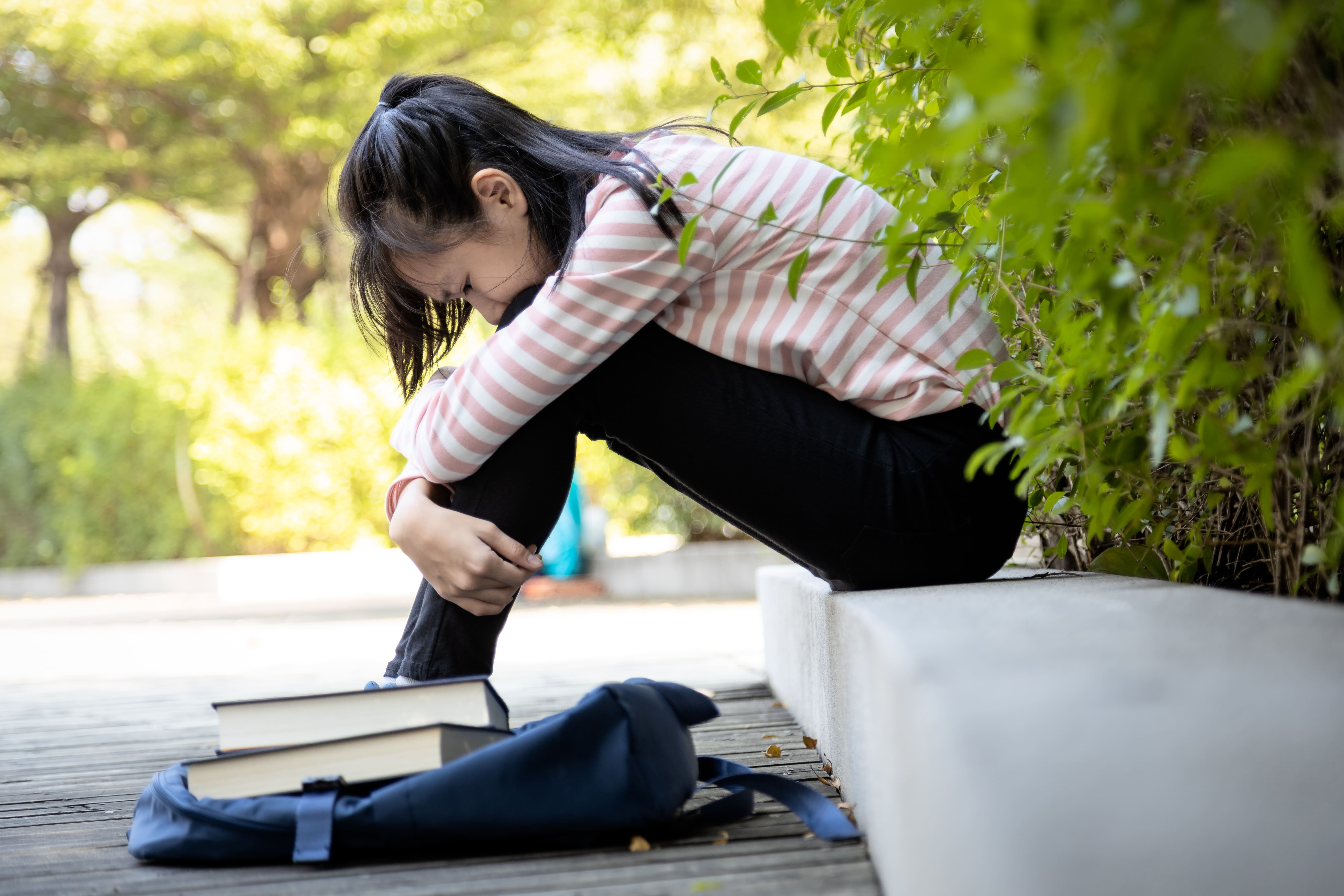 新課綱希望學生能適性發展，激發學習熱情，但老師以「做出學習歷程為出發點」，來要求學生做作業，這些要求不是與課綱信念互相矛盾的嗎？
