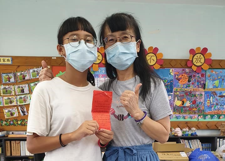 陳美珍把班上的學生當一家人，在疫情下真正做到停課不停學，一個都不能少。