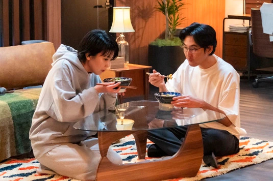 不管是「談一場日劇般的戀愛」，還是「來一次日劇般的不倫」，在疫情未歇的這段期間，人生現實面應該更讓人對戀愛興趣缺缺吧！