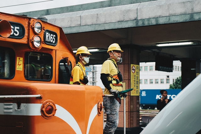 當台鐵把員工當做成員、夥伴，像卓越企業一樣思考，成員對未來的前景才會清晰，也才會有所期待。