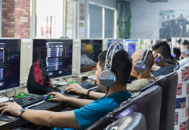 近期中國政府對境內遊戲產業的管制日趨嚴格，其實中國遊戲防沉迷政策行之有年，騰訊等公司也是世界遊戲大廠，此次的遊戲管制措施，會是台灣業者的春天嗎？