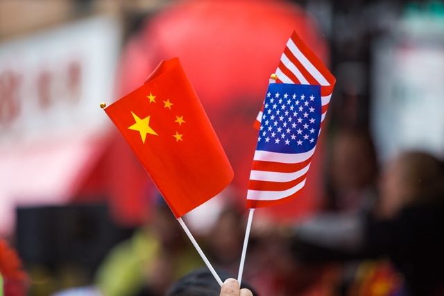 中共近期通過《中共中央關於黨的百年奮鬥重大成就和歷史經驗的決議》，名義上在梳理中共的豐偉功業，實則講了一套歷史發展大勢。