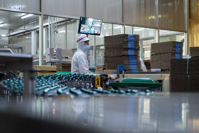 蔡孟良指出，具有技術、適應台灣社會、會說中文的移工，既符合台灣產業需求，也能協助台灣經濟和社會發展，我們沒有反對的理由。Tsai Meng-liang menunjukkan bahwa pekerja migran yang terampil dan beradaptasi dengan masyarakat Taiwan serta bisa berbahasa mandarin, tidak hanya memenuhi kebutuhan industri Taiwan, tetapi juga membantu pembangunan ekonomi dan sosial Taiwan. Kita tidak memiliki alasan untuk menentang.