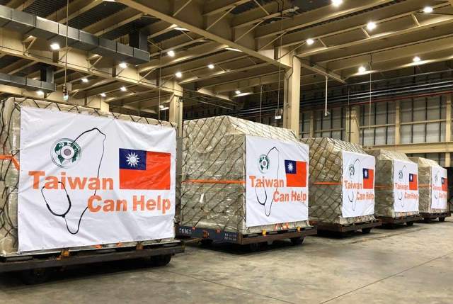 在國際情勢大變動，蔡政府高喊「Taiwan can help, Taiwan is helping」的時刻，我國於2009年頒佈以政治為目的、鞏固邦交國為主軸，由政府部門完全主導主責的「援外政策白皮書」，其思維已不合時宜。