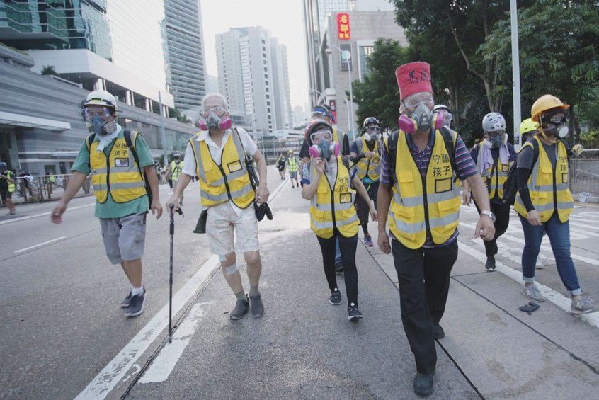 對港人而言，這場時代革命尚未結束，「Be water」、「敵聚我散、敵散我聚」的策略，始終存於港人的骨血之中。