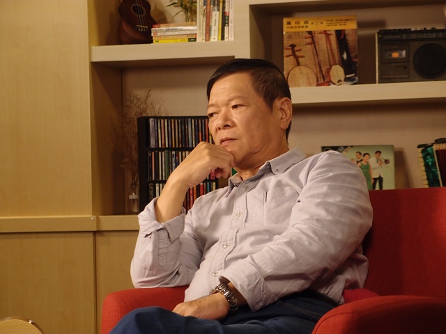 那天晚上，邱晨聊了很多事，聊他的音樂，也談他的憤怒，說起流行樂壇風光，他沒有倨傲，講到土地音樂的重視，他潛心學習。