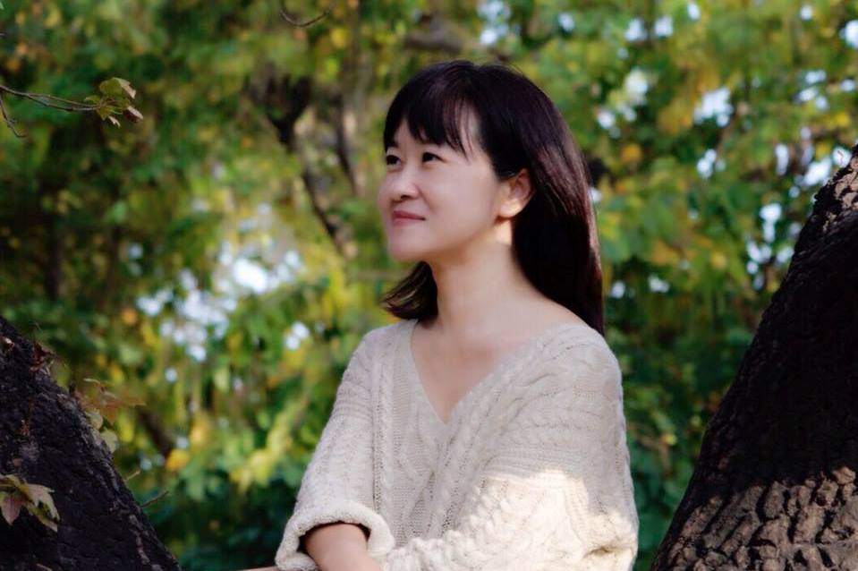 回首過往對名利的追求，那是一個小女孩想回應世界的期待，想孝順父母的心意。而今的黃大米獲得內在真正的喜悅，也找回對自己的期待。