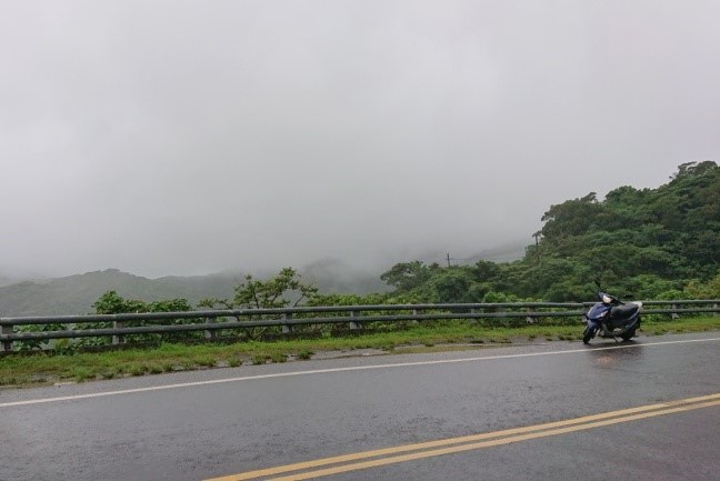 回顧整次環島，雖然上九份那晚大雨滂沱，天黑路滑差點摔車，也在空無一人的山路騎到懷疑人生，但環島沒有我想像中難，只要帶著一顆好奇的心，性別、年齡、舊車都不是障礙。