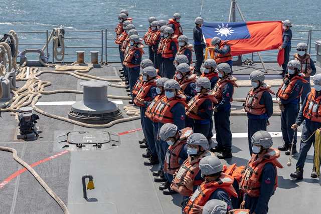 圖為2022年7月的萬安演習，海空軍聯合作戰。