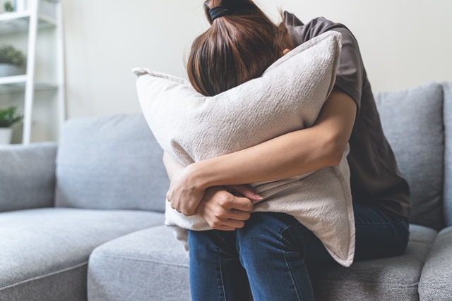 兒童性誘騙的加害者會引導孩子對性侵保持沉默，並孤立孩子遠離於家人、同儕及團體的支持，避免性侵被發現。