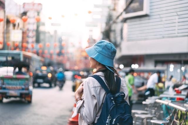 日復一日，年復一年，「印尼人」一天的生活，在11、12歲的小女孩心中，貧乏得可怕。