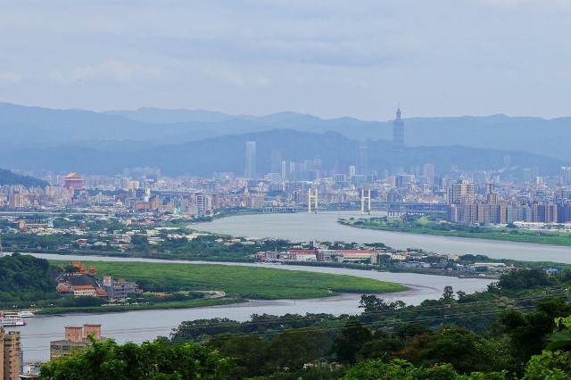 在堤防內生活太久，我們已經忘記了台北其實是一個水系貫穿的都市。