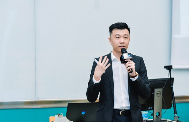 為什麼我們越重視一段關係，就越容易失控？張家齊在《失控的愛》中，剖析6種常見的虐愛。