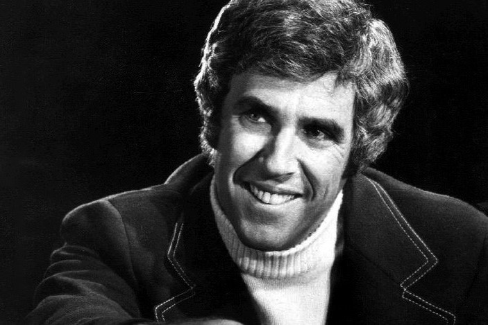 Burt Bacharach從1960年代一直活躍到2020年代，是英語國家人盡皆知的現代流行音樂作曲大師。