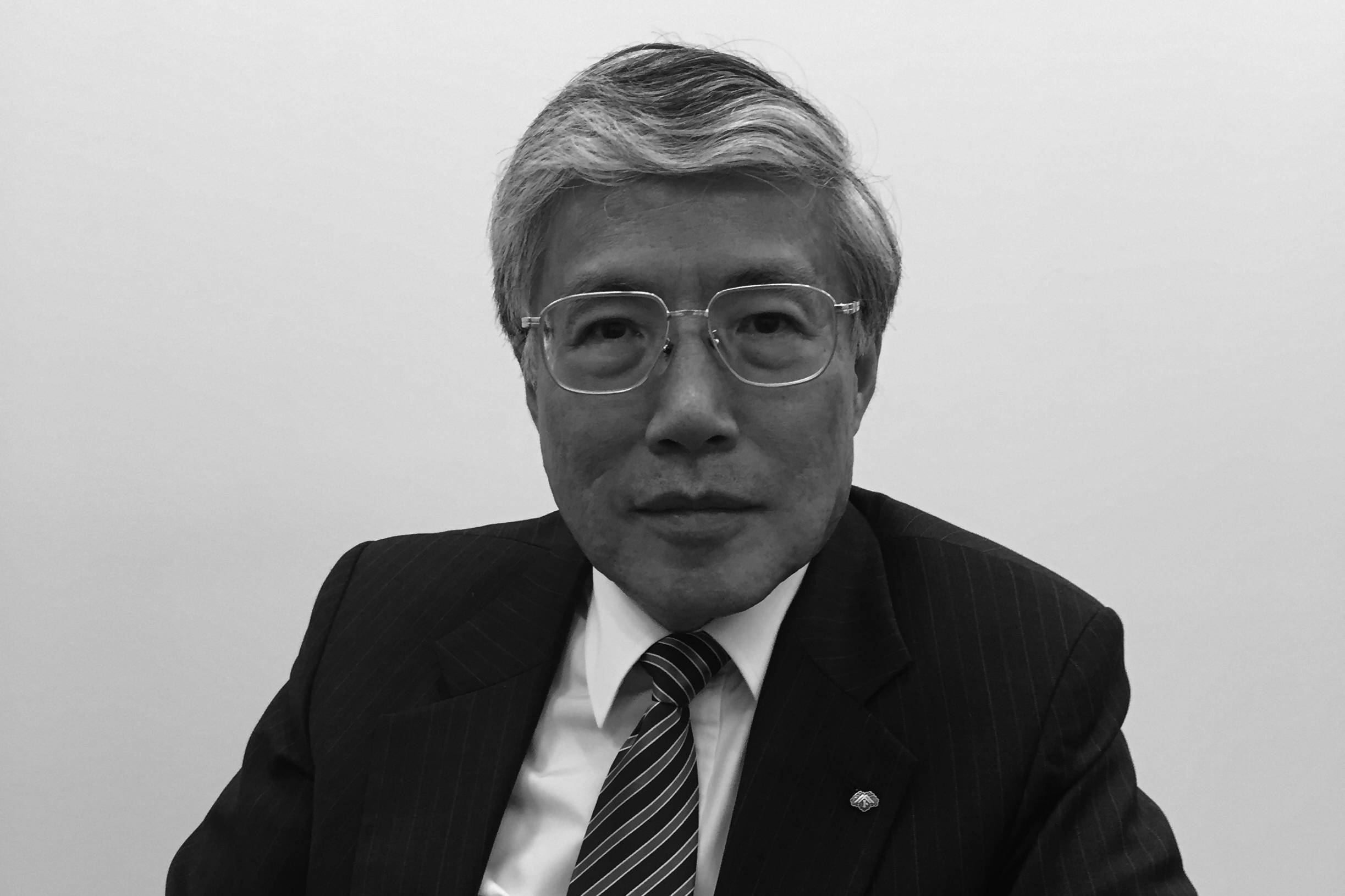 辜寬敏的兒子辜朝明，曾幫助日本避開金融危機，他曾提出「資產負債表衰退」與「惡性日圓升值」等理論，在經濟學家中脫穎而出，打響了名號。