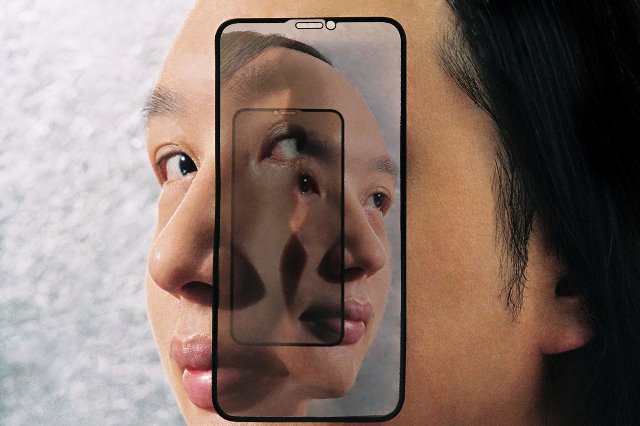唐鳳的數位排毒方法，就是盡量不用智慧型手機的觸控螢幕。