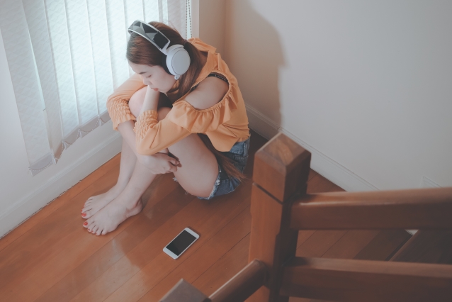 閱讀少男少女的身體密碼，並引導他們讓自信從谷底緩緩爬升，終有一日，我才能看見這些少男與少女扶正自己的位置，走出接納自己，也疼惜他人的路。