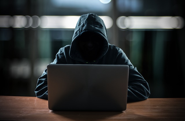 當政治人物以失言為樂，當新聞媒體以羞辱當事人為標題，都在共振醜惡的語言文化，塑造一個「以他人為地獄」的無間輪迴。