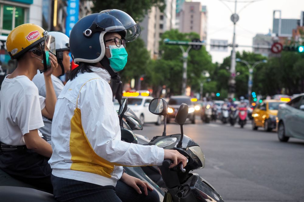 台灣的能源轉型已在起跑點上落後於先進國家，目前幾位總統候選人，是否已經正面直視其中巨大挑戰？