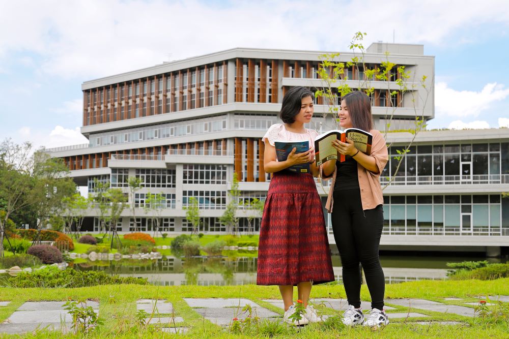 當頂尖大學競爭搶「優秀」學生，它在向社會透露出什麼訊息？