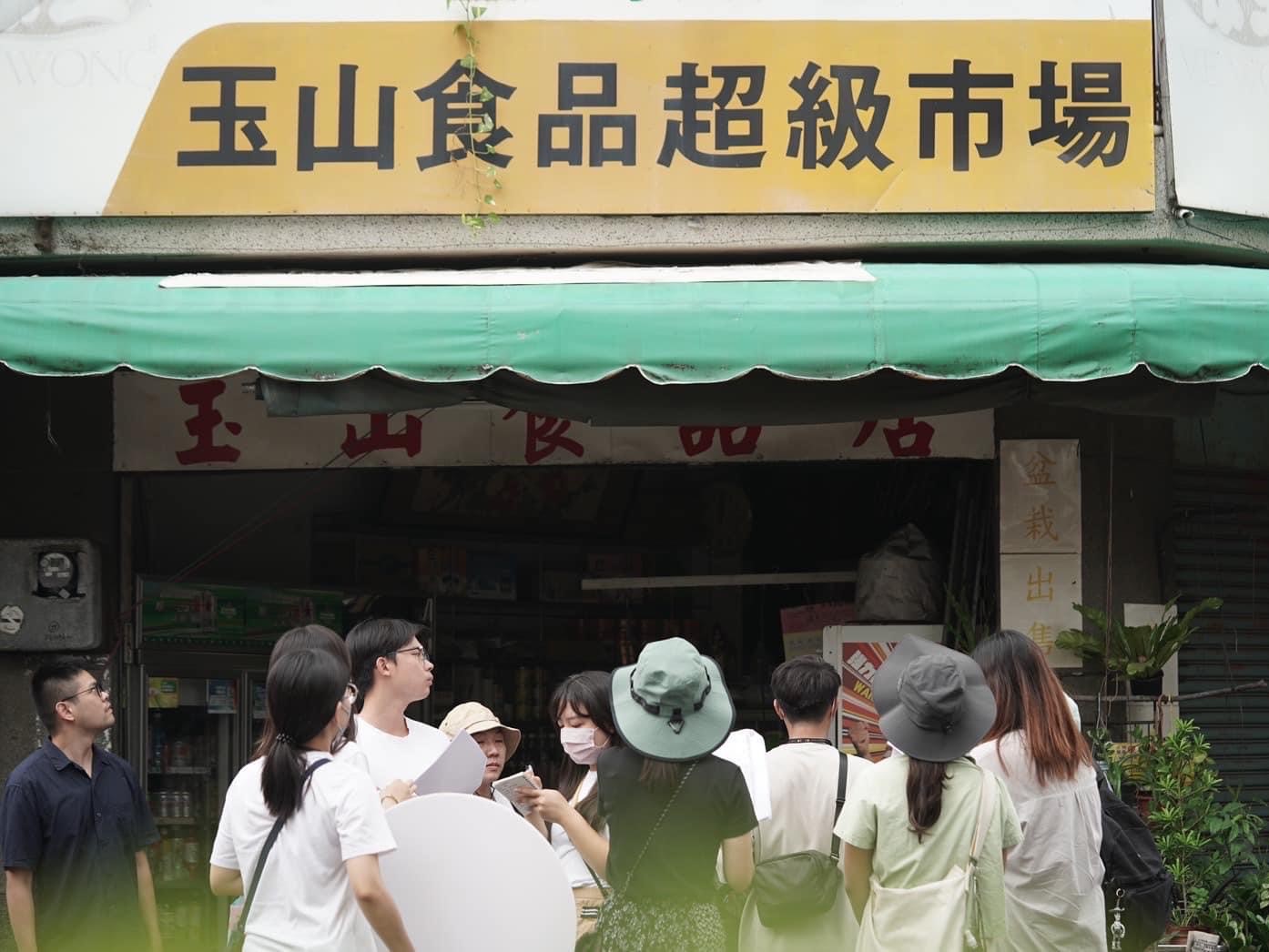 曾經繁榮的嘉義美街（成仁街），隨著商圈轉移失落，正在以街區串聯復甦商圈。