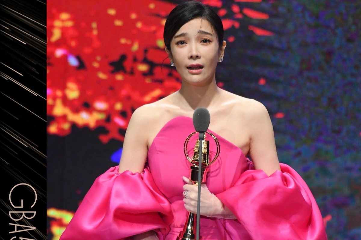 蔡淑臻獲金鐘影后，在得獎感言中提及：「最後把這個獎獻給每個身在低谷的朋友，我相信那道光會以不同的形式展現，只要你們願意還張開眼睛，你們會找到路的！」