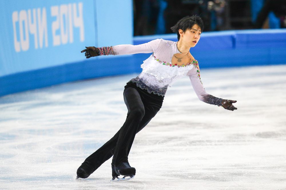 羽生結弦宣布離婚，他把責任攬在身上，自承是他不成熟，沒有求媒體放過他，只要放開他心愛的無辜家人們，讓他的前妻自由，得以擁有「一個無限制的幸福生活」。