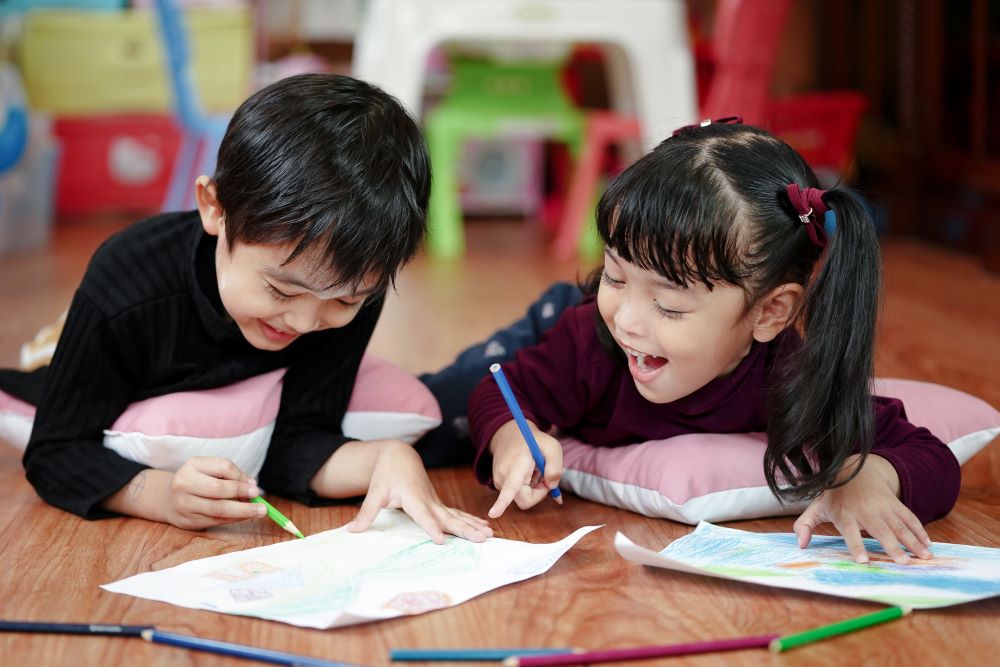 自於政策的「保護」與「控制」往往只有一線之隔。預算破億的監管雲系統，究竟是「保障安全」，抑或是在施行一種「全面監控」？