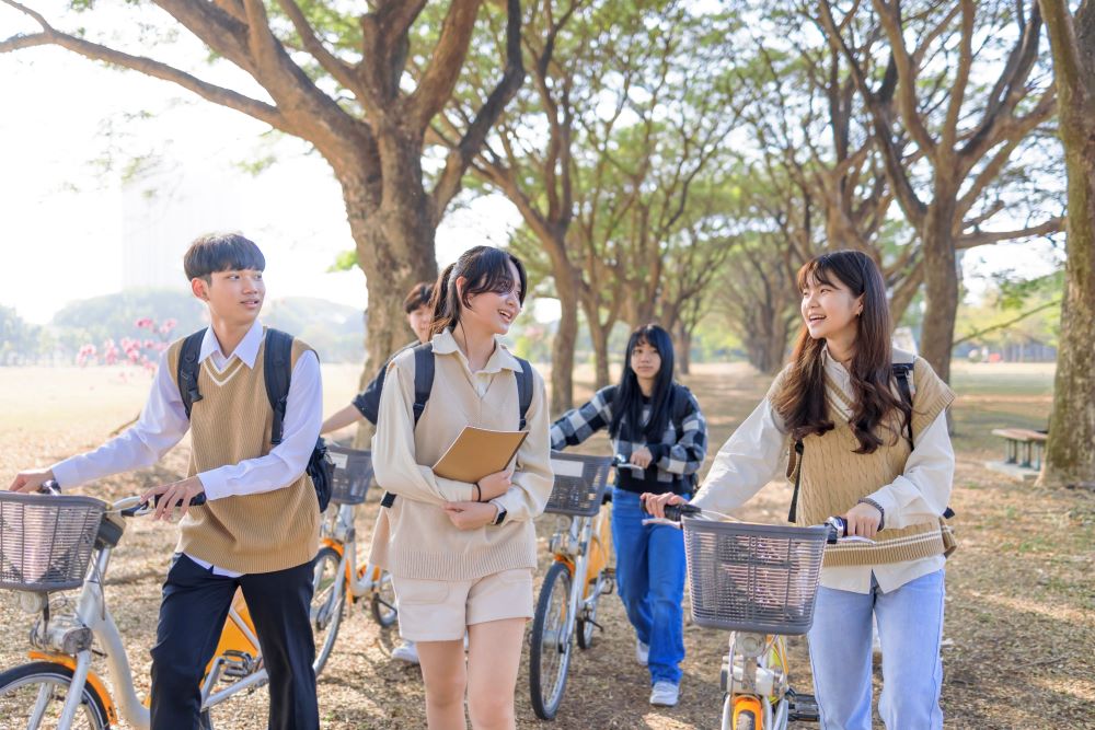 學生如何翻轉學習？閱讀和專題研究是重要關鍵。透過這些歷程，學生開始關注社區、台灣，甚至全世界的消息。