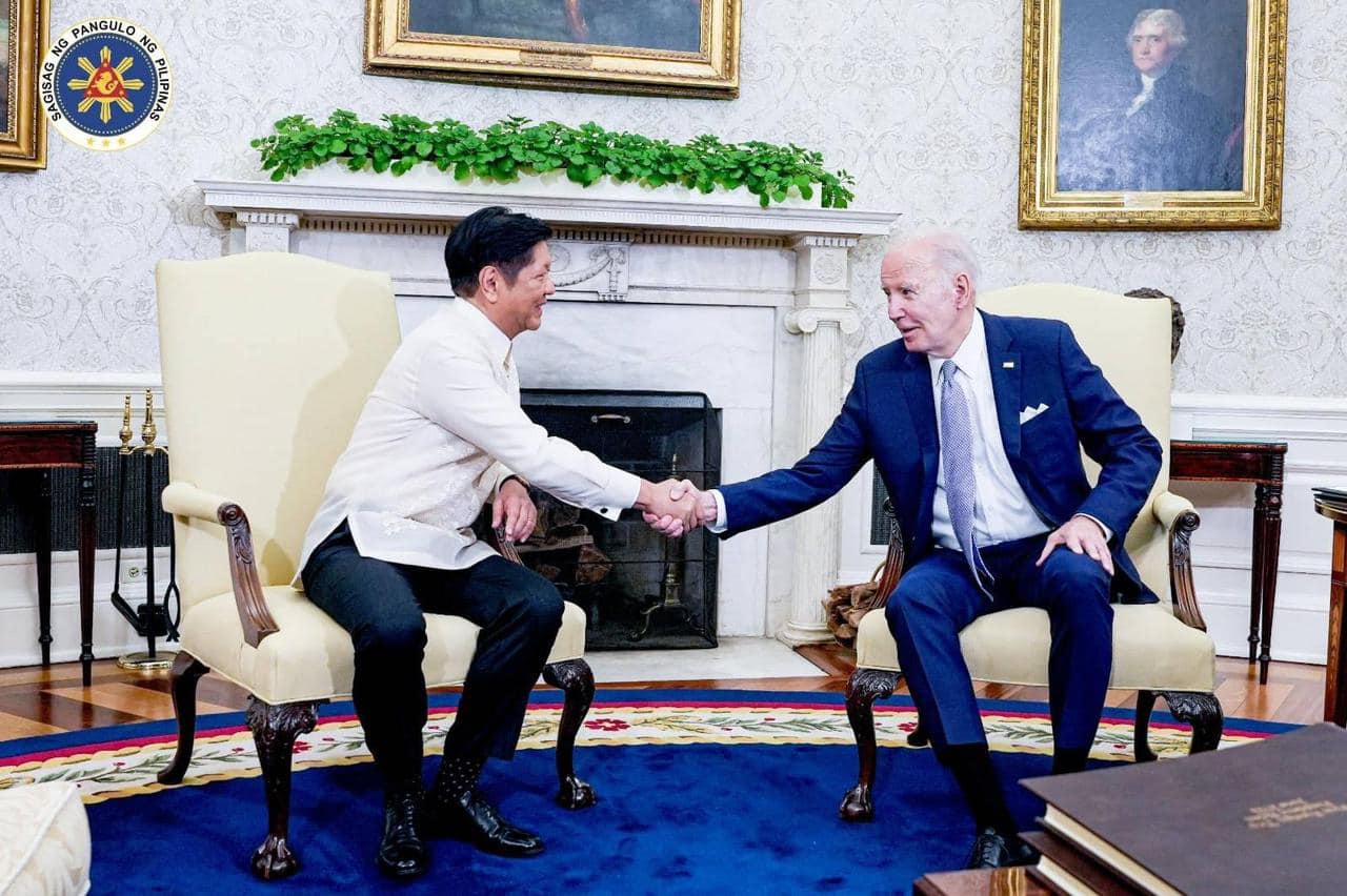 圖為菲律賓總統小馬可仕（左）與美國總統拜登（右）在2023年5月進行的雙邊會談。