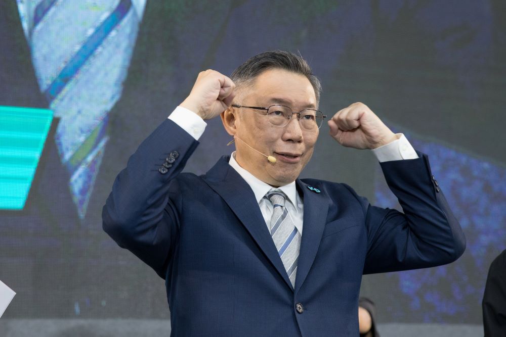 如果將台灣總統大選的三大黨視為3家競爭品牌，在這場激烈廝殺的行銷競賽中，可以學到什麼？