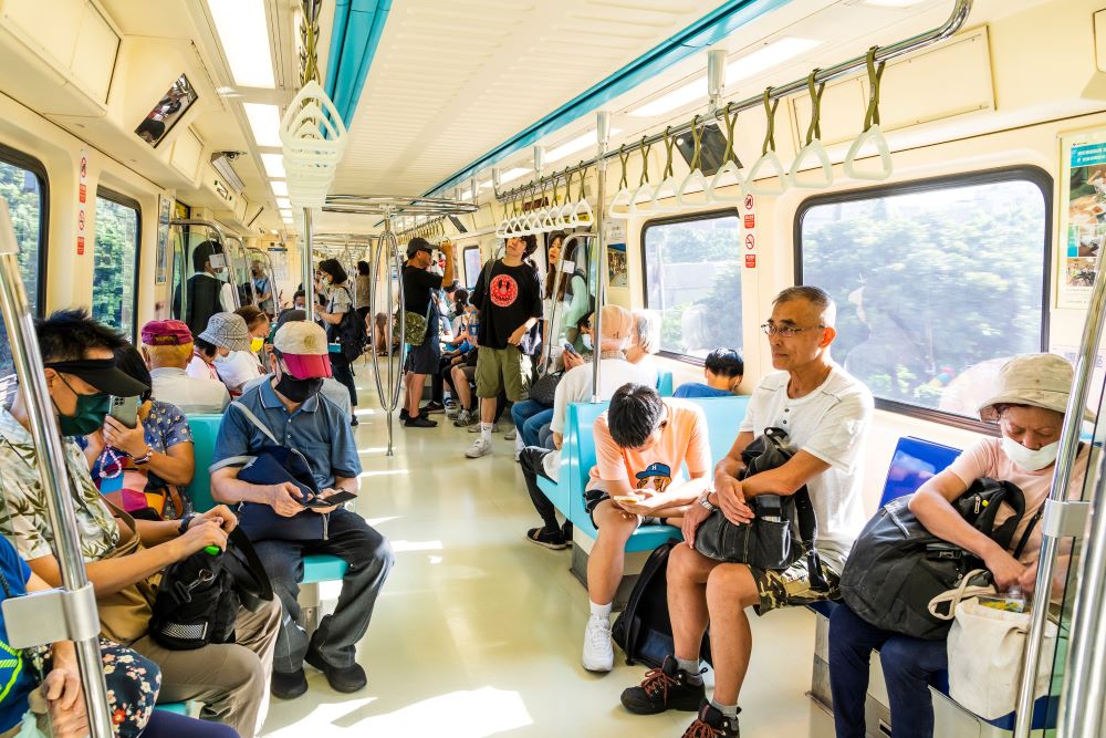 在捷運設置「捷運警察」，人們的生活真的因此變得更安全嗎？