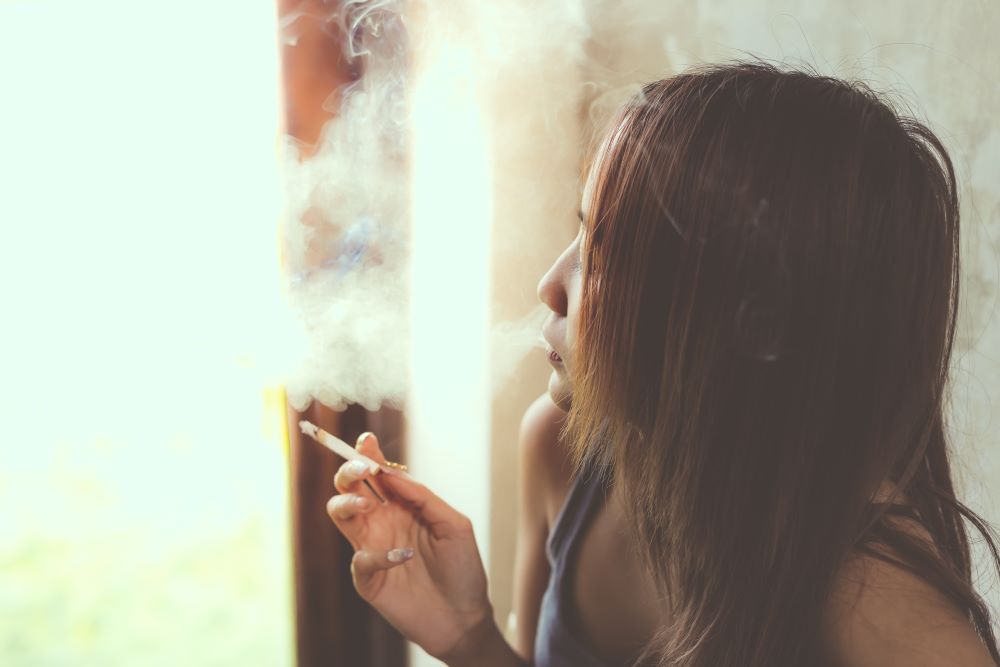 抽菸又刺青的移工，不斷被雇主拒之門外，人生中的黑點，會被他人接納嗎？