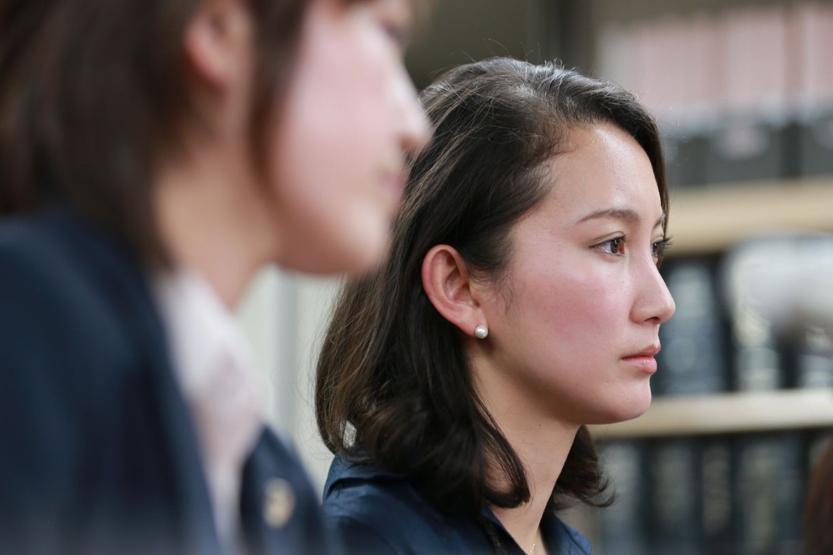 《黑箱日記》中，伊藤詩織的家人對於她選擇成為全日本第一名公開出面控訴權勢性侵的女性，其實是充滿不安的。但如果沒有敢於突破的人，事情就不會有所改變……
