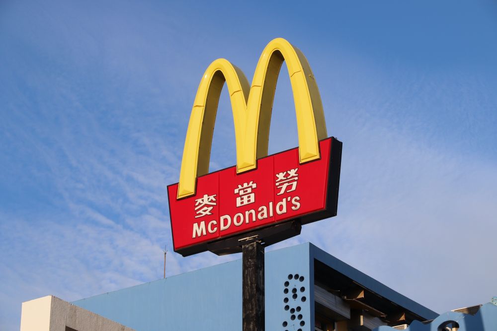 麥當勞少女遭侵犯離世，整體社會要回應被害人的，絕對不只是同情，而是共同認知到「羞恥必須轉向」，性侵被害人不需要感到羞恥，反而要讓加害人對自己的行為感到羞恥，才能夠阻止悲劇重演。
